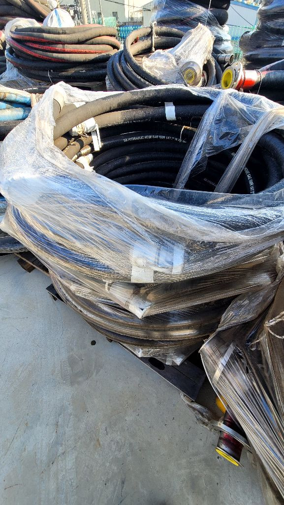 고압호스.에어호스.준설용슬리브호스 이미지