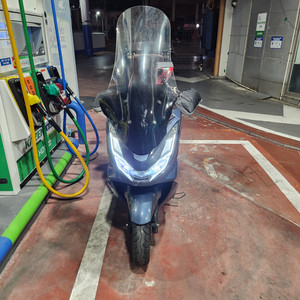 PCX125 21년식