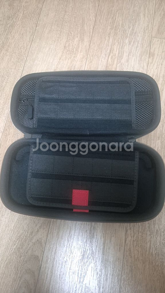 닌텐도 스위치 OLED화이트 팝니다--5