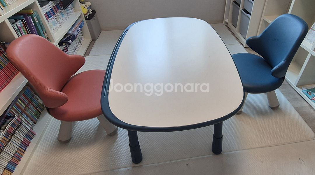 일룸 팅클팝 테이블/땅콩책상+의자2개--5