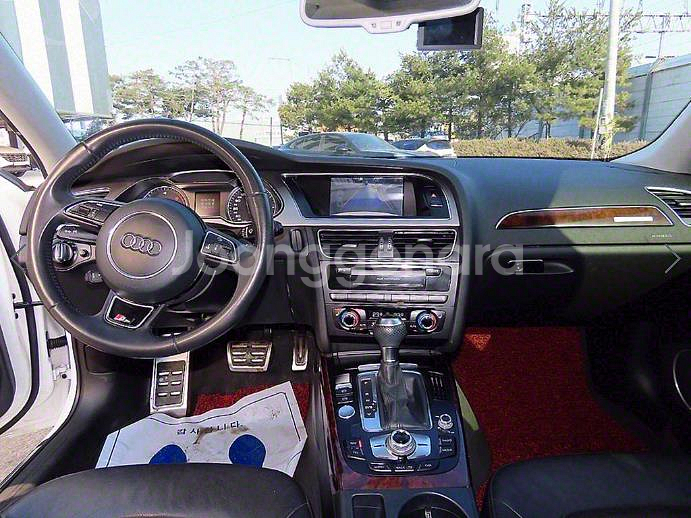 @14년식 A4(4세대) 2.0 TDI 콰트로 프레스--6
