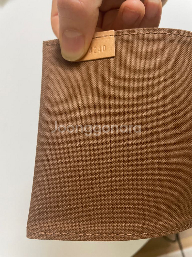 루이비통 쁘띠삭 플라 모노그램--7