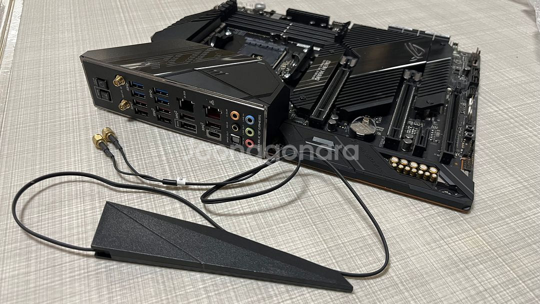(AM4) 크로스헤어8 DARK HERO (X570)--6