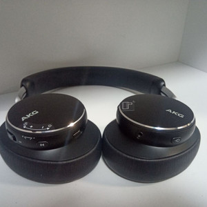 akg n9 노이즈캔슬링 무선 헤드폰 판매
