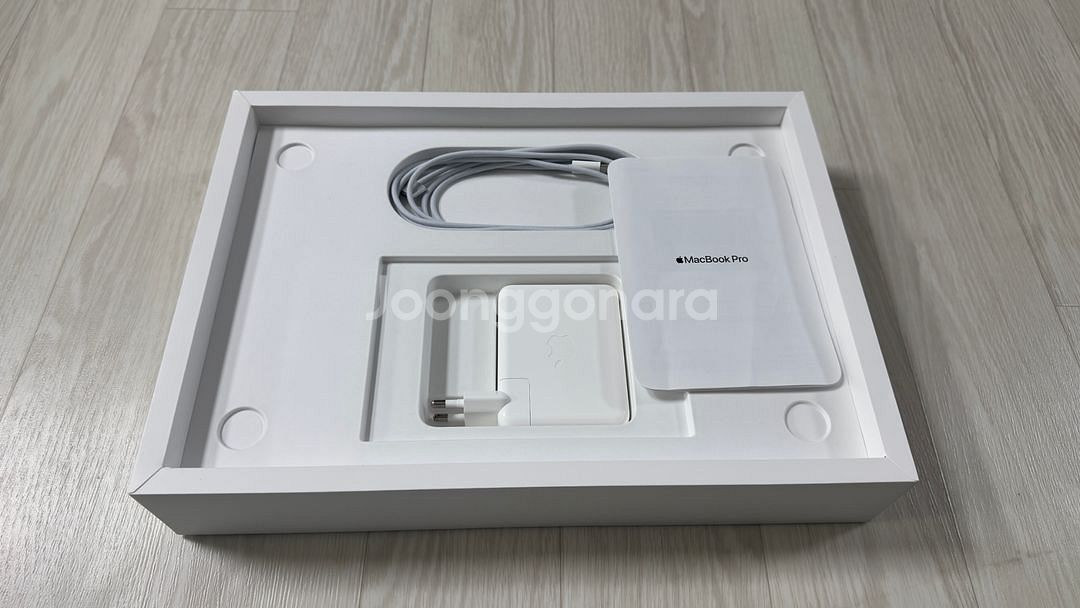 맥북프로 M1 16인치, 16gb, 512gb, 97%--1