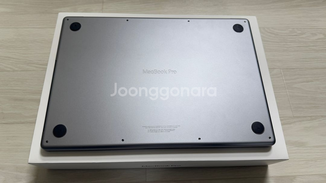맥북프로 M1 16인치, 16gb, 512gb, 97%--4