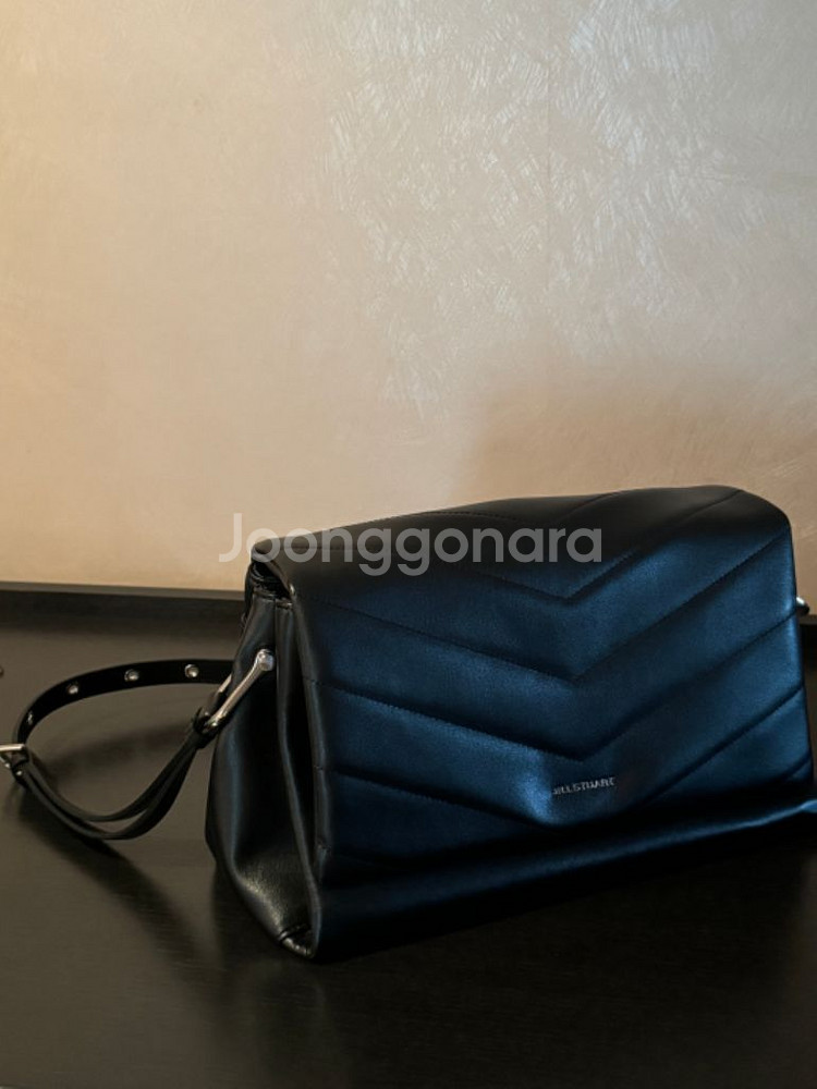 질스튜어트 뉴욕 블랙 퀄팅 소가죽 숄더백--1