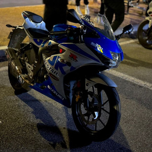 스즈키gsxr125