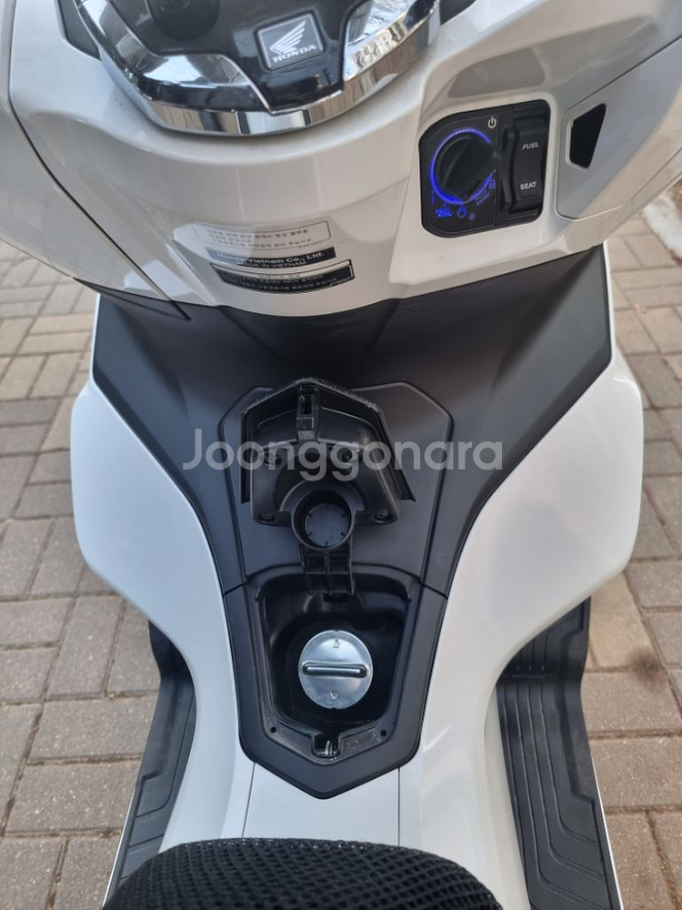 [신차보증O] 23년식 PCX 5101키로 신차급 컨디--8