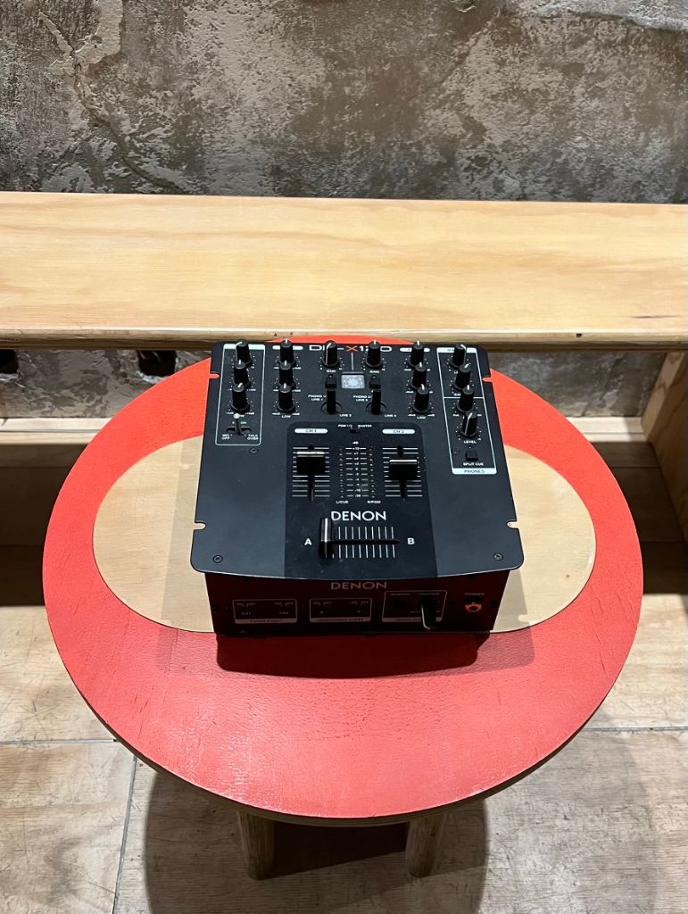 DENON DN-X120 DJ mixer 데논 믹서