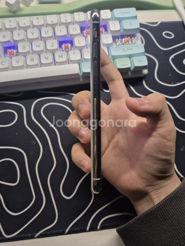 아이폰X 64GB 파손--3