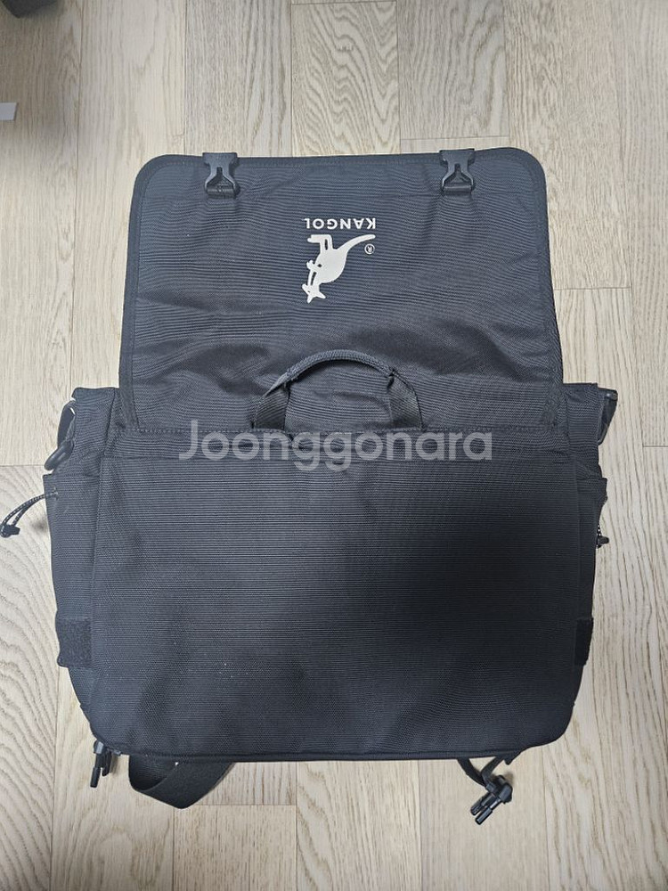 캉골 에픽 포켓 메신저백 2031 블랙 KMEBMB20--4