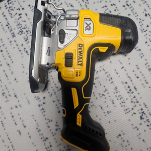 디월트 직소기 DEWALT DCS335B 20V MAX