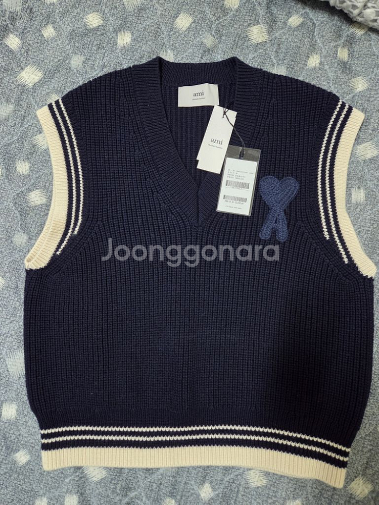 AMI 니트 베스트 네이비 M SIZE--0
