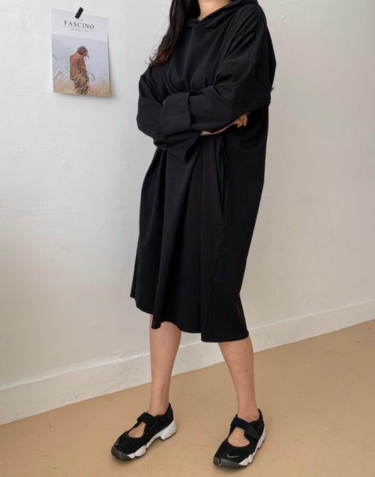꺌랑 CALIN 롤업 후드 원피스 숏기장 블랙 검정 오버핏 루즈핏 임부복 이미지