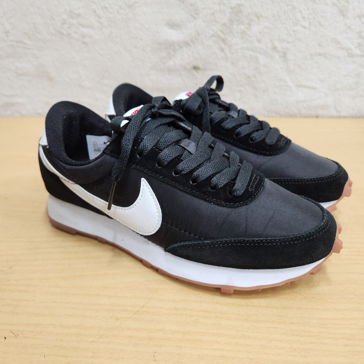 정품 나이키 데이브레이크 여성 운동화 235--2