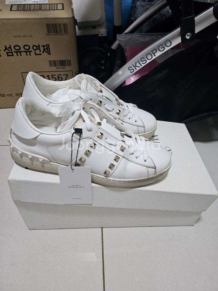 발렌티노 락스터드--1