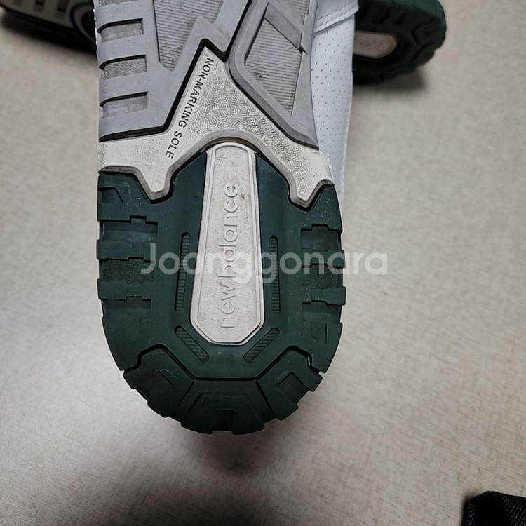 뉴발란스 550스니커즈--8