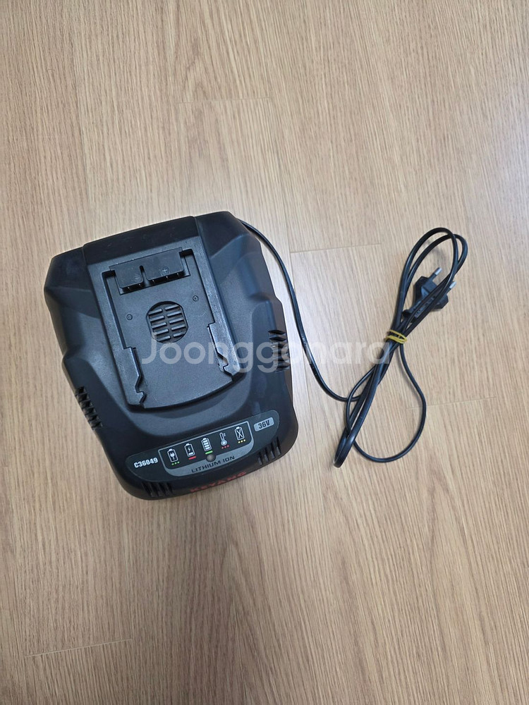 계양배터리 36v 6.0ah와 충전기팝니다--4