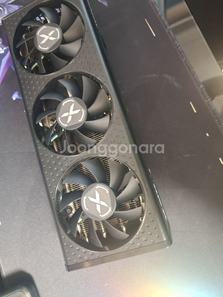 XFX 라데온 RX7600 QICK 308 BLACK--1