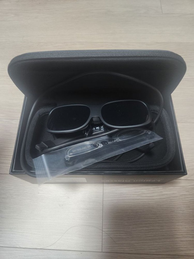 레노버 리전 글래스 이미지