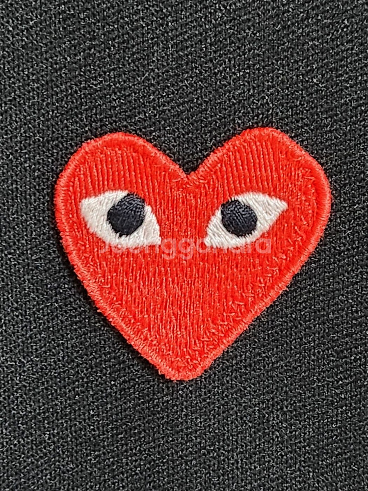 L 꼼데가르송 블랙 레드와펜 여성 후드집업--2