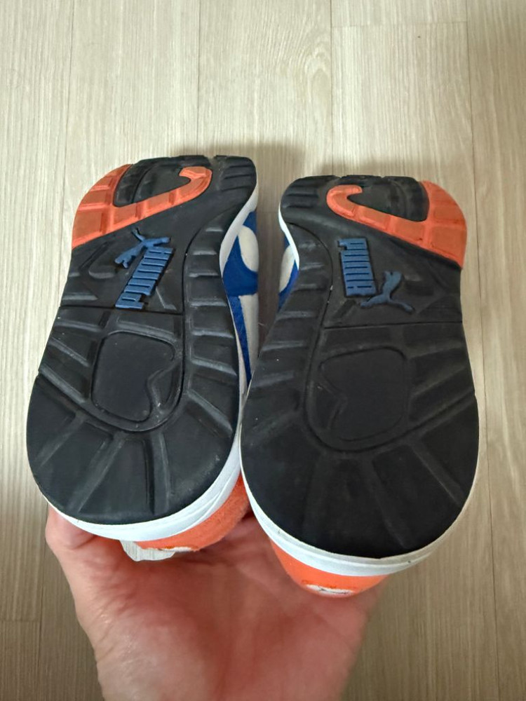 푸마 운동화 220사이즈 3회착용(거의새것) 이미지