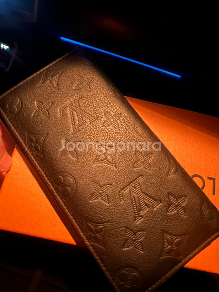 루이비통 섀도우 모노그램 장지갑 브라짜--0