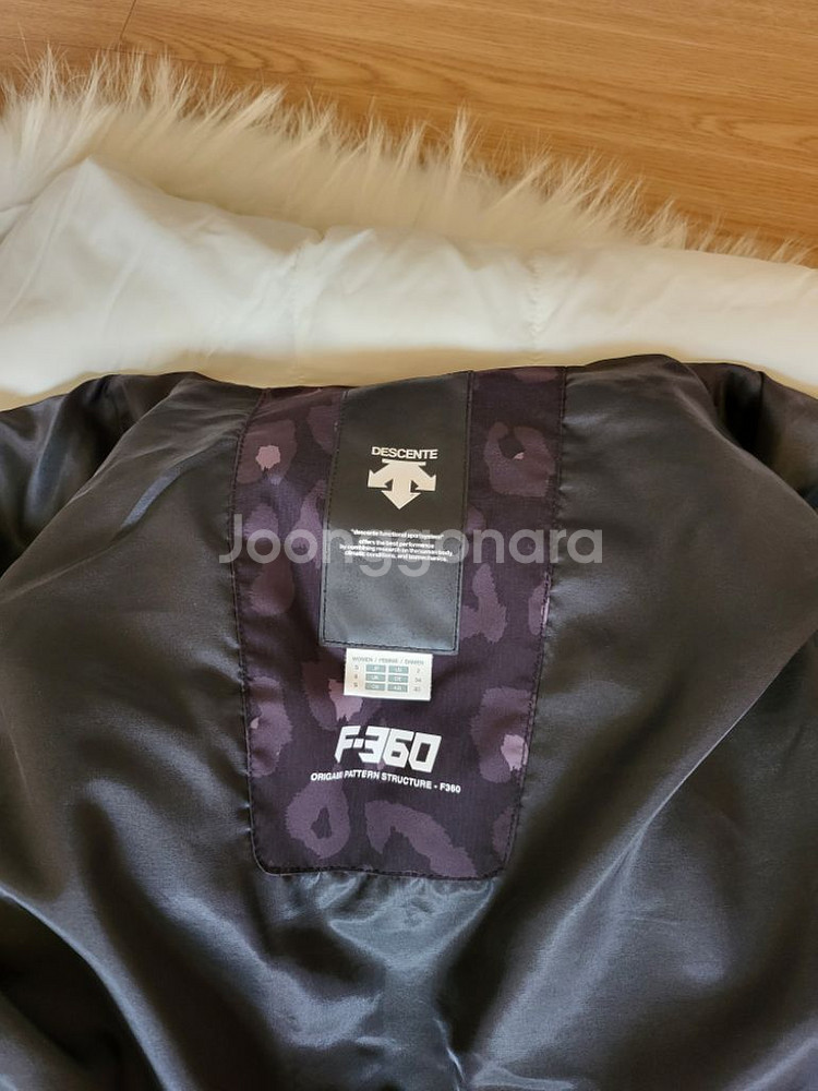 데상트 여성 구스 패팅 스몰--4