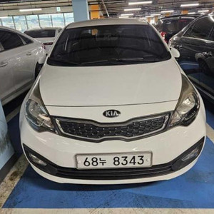 @13년식 올 뉴프라이드 4도어 1.4 MPI 디럭스