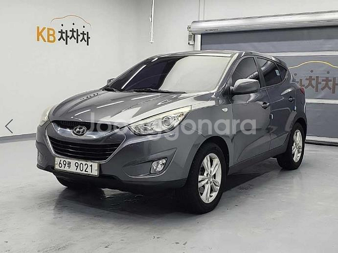 @11년식 투싼 ix 디젤 R20 4WD X20 럭셔--0