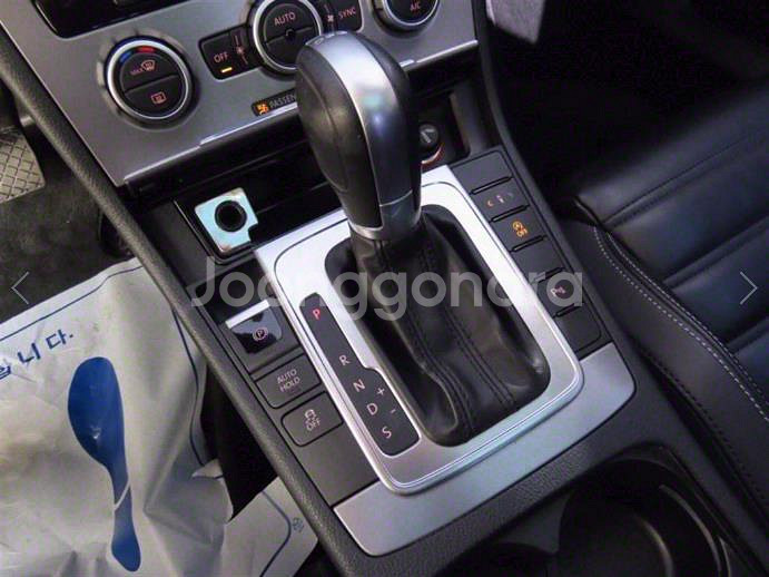 @14년식 CC 2.0 TDI 블루모션 전국최저가격--5