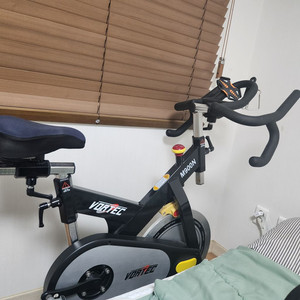 보텍m900n 스피닝 자전거