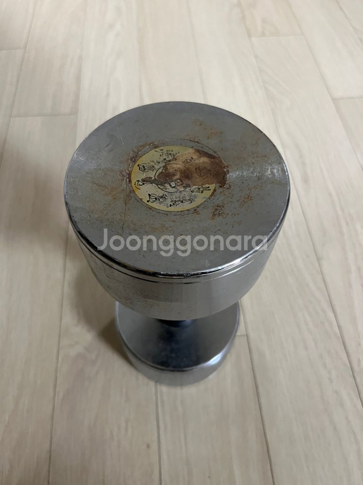 8키러 아령 한개--0