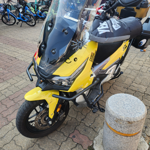 2023년ADV125 어드방. k.win