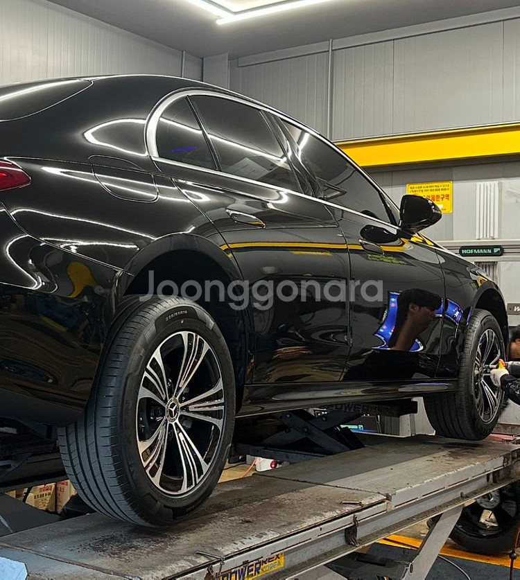 w214 휠 + 타이어 (정품 완전쌔거)--0