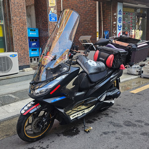 21년식 pcx 팝니다