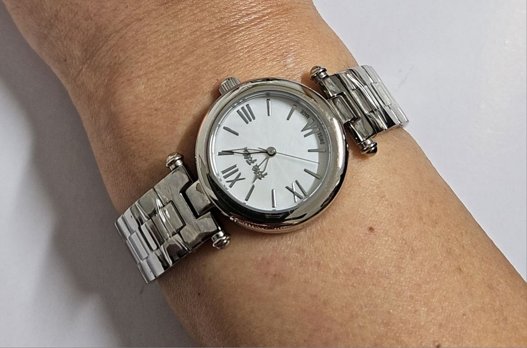 폴리폴리 여성용 메탈 시계/SWISS--7