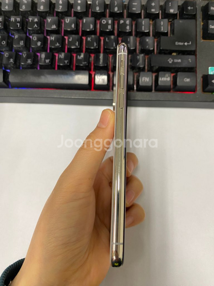 아이폰X 실버 외관A급 256G 배터리100% 페이스X--4