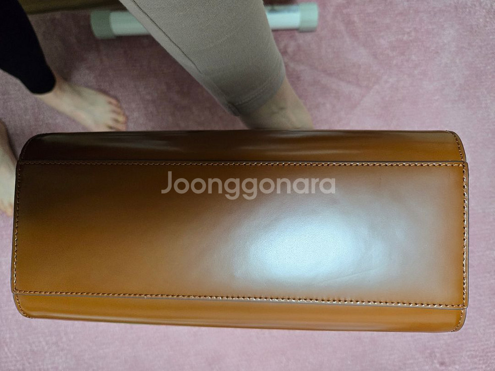파사드패턴 파운드백 카라멜색상 판매합니다.--3