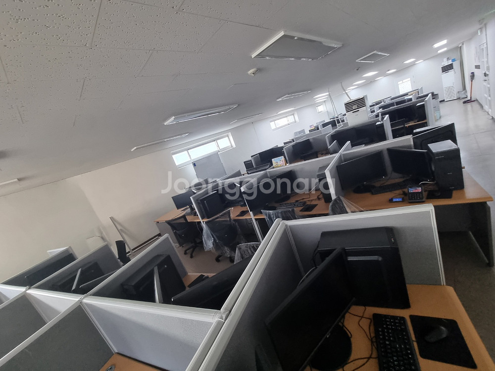 폐업 사무용 의자 가구 책상 파티션 모니터 PC 컴퓨터--2
