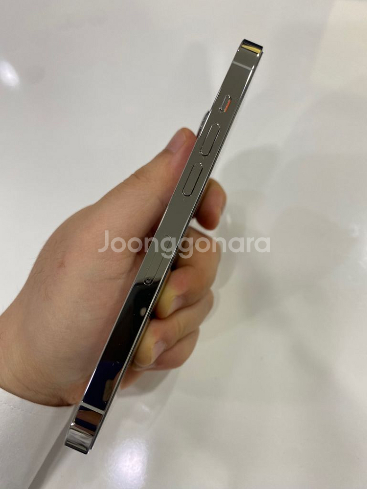 아이폰 14 pro 128GB 상태 S급 판매합니다.--4