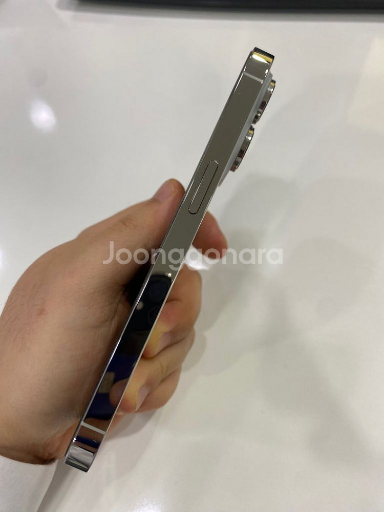 아이폰 14 pro 128GB 상태 S급 판매합니다.--2