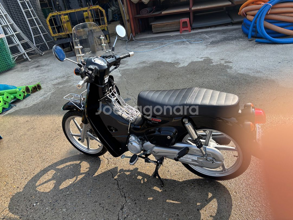 2023 슈퍼커브 110 블랙--2