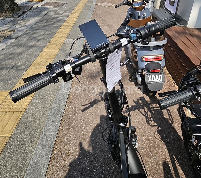 출퇴근 및 배달용 전기자전거--2