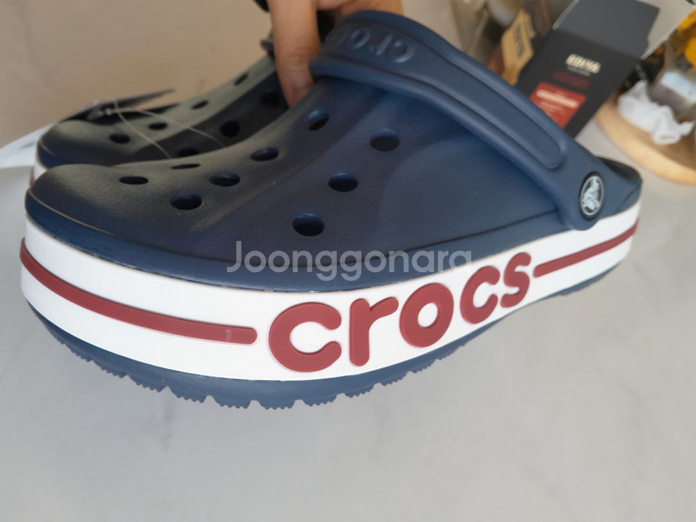새상품 크록스 입니다 280--1
