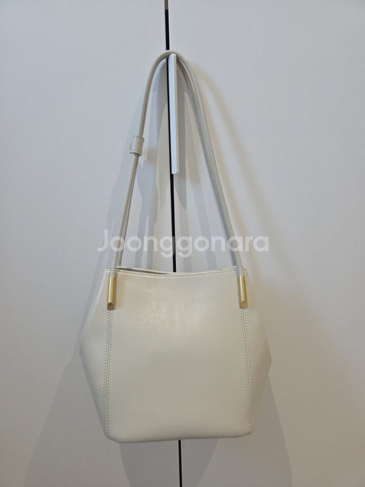 아뜰리에드루멘 마론백팝니다.(미스티화이트)--4