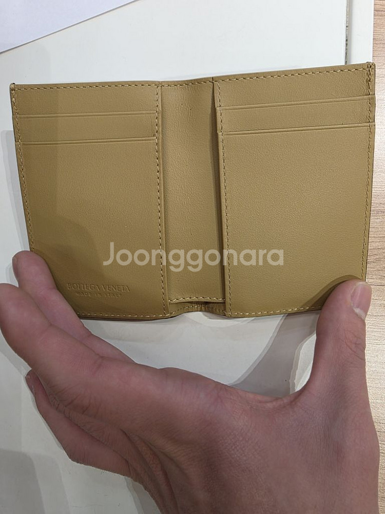 보테가베네타 남성지갑--1