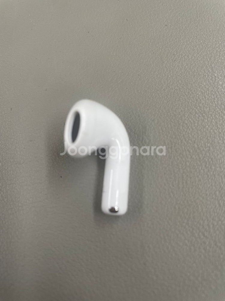 에어팟4 노이즈캔슬링 제품--1