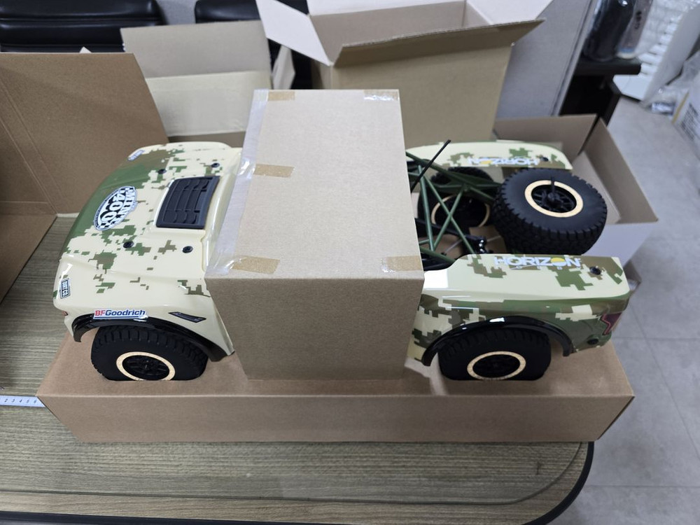 팀로시 한정판 민트400 RC카 미개봉 팝니다--1